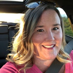 Meet your Posher, Denise